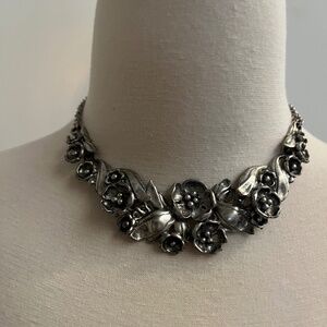 Vintage Silver Art Nouveau Style Flower Choker Necklace